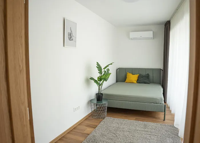 Diamond Luxury Apartments